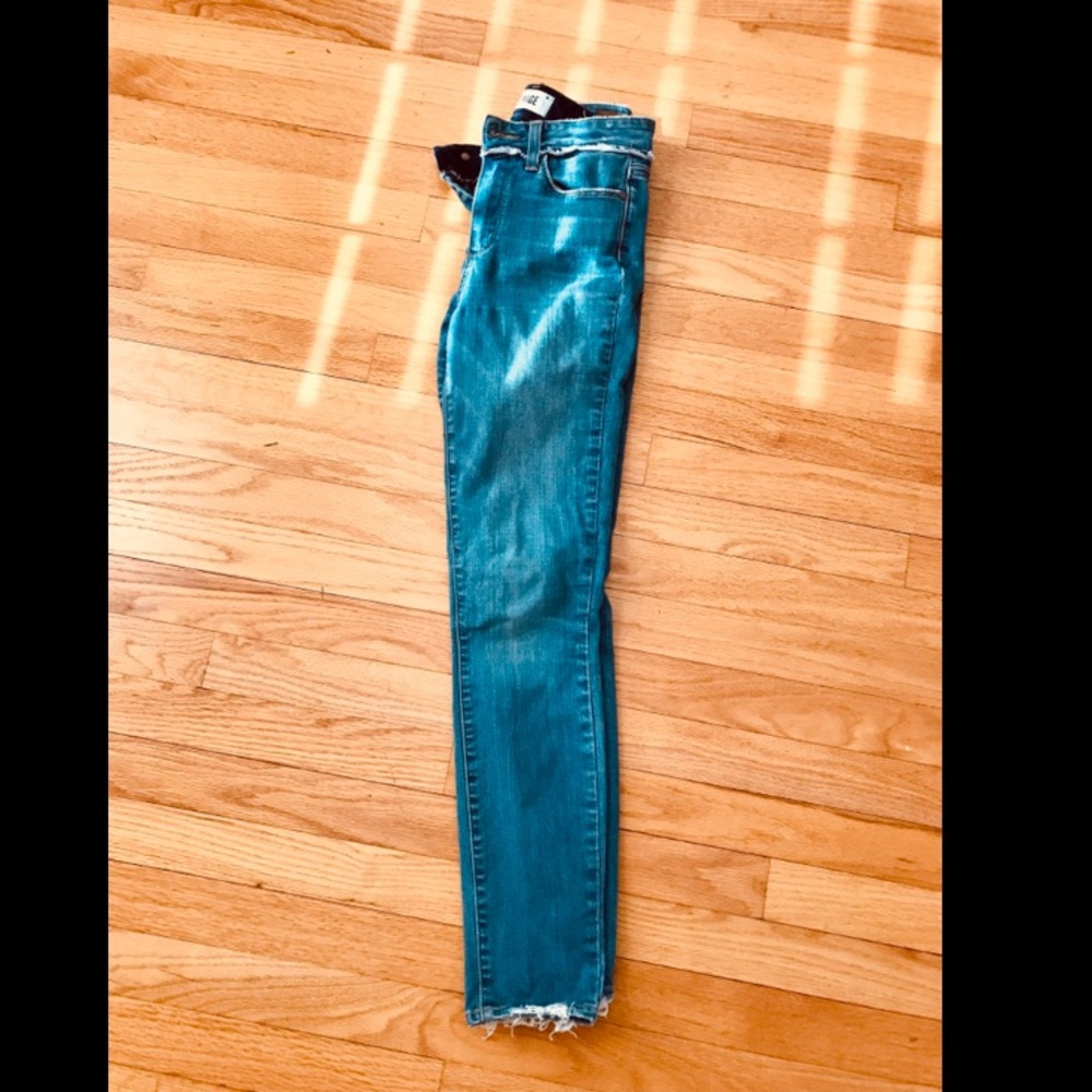 PAIGE | amazing blue jeans